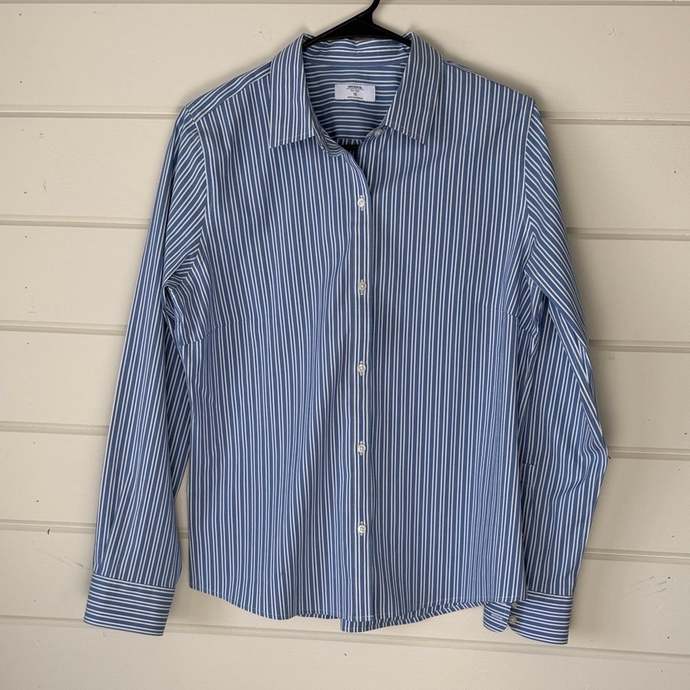 UNTUCKit Long Sleeve Button Up Top Women’s Size 10